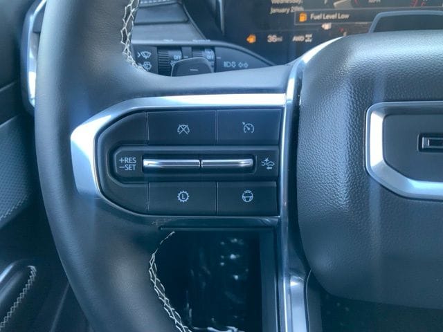 2024 GMC Acadia Denali - Photo 24