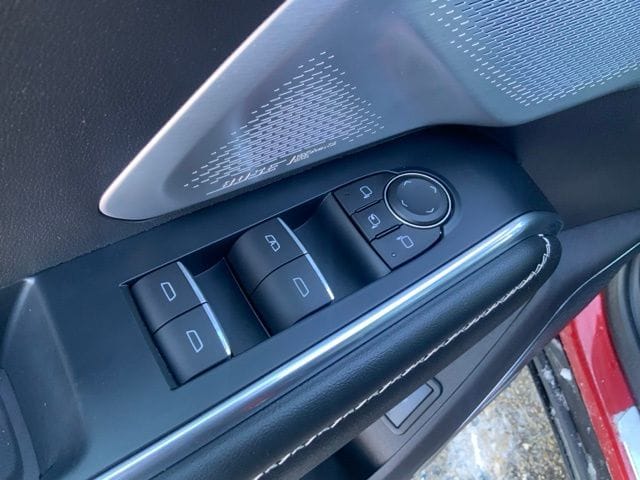 2024 GMC Acadia Denali - Photo 12