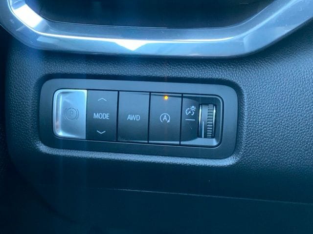 2024 GMC Acadia Denali - Photo 31