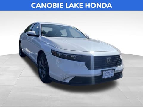 1 imagen de 2024 Honda Accord EX