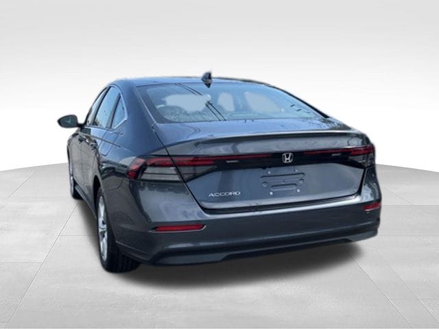 2024 Honda Accord LX - Photo 8