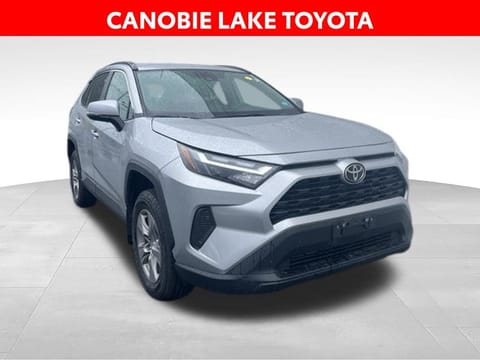 1 imagen de 2024 Toyota RAV4 XLE