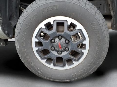 2024 Toyota Tacoma TRD Off-Road