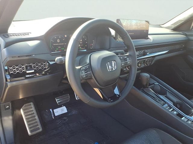 2025 Honda Accord Hybrid Sport - Photo 13