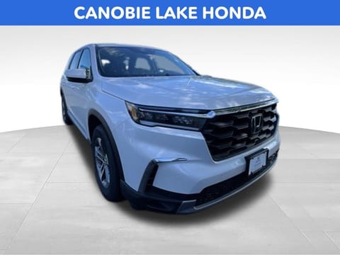 1 image of 2025 Honda Pilot EX-L