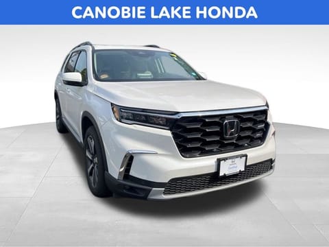 1 image of 2025 Honda Pilot Touring