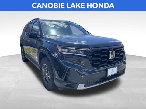 1 image of 2025 Honda Pilot TrailSport