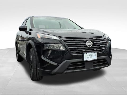 1 imagen de 2025 Nissan Rogue SV