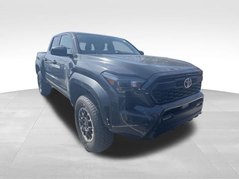 1 imagen de 2025 Toyota Tacoma TRD Off-Road