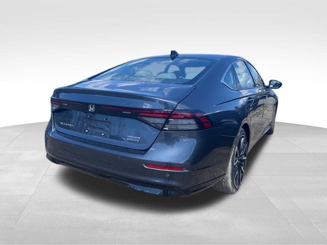 2026 Honda Accord Hybrid Touring - Photo 5