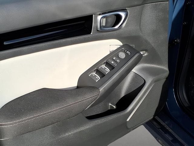 2026 Honda Civic Sport - Photo 8