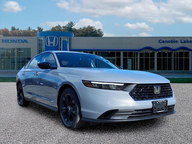 2025 Honda Accord SE's photo