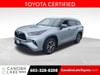 3 imagen en miniatura de 2021 Toyota Highlander XLE