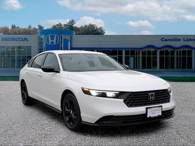 2025 Honda Accord SE's photo