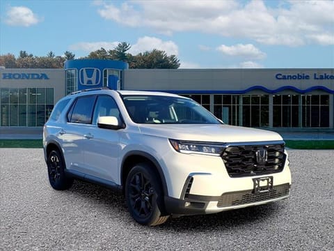 1 image of 2025 Honda Pilot Touring w/HPD Wheels