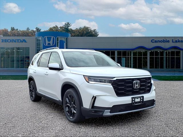 2025 Honda Pilot Touring's photo