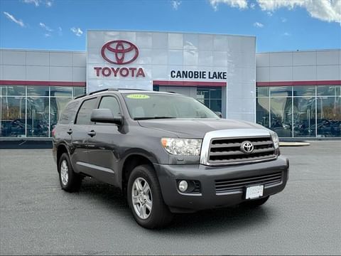 1 image of 2014 Toyota Sequoia SR5