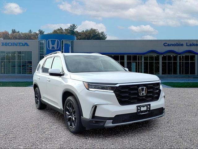 2025 Honda Pilot Touring's photo