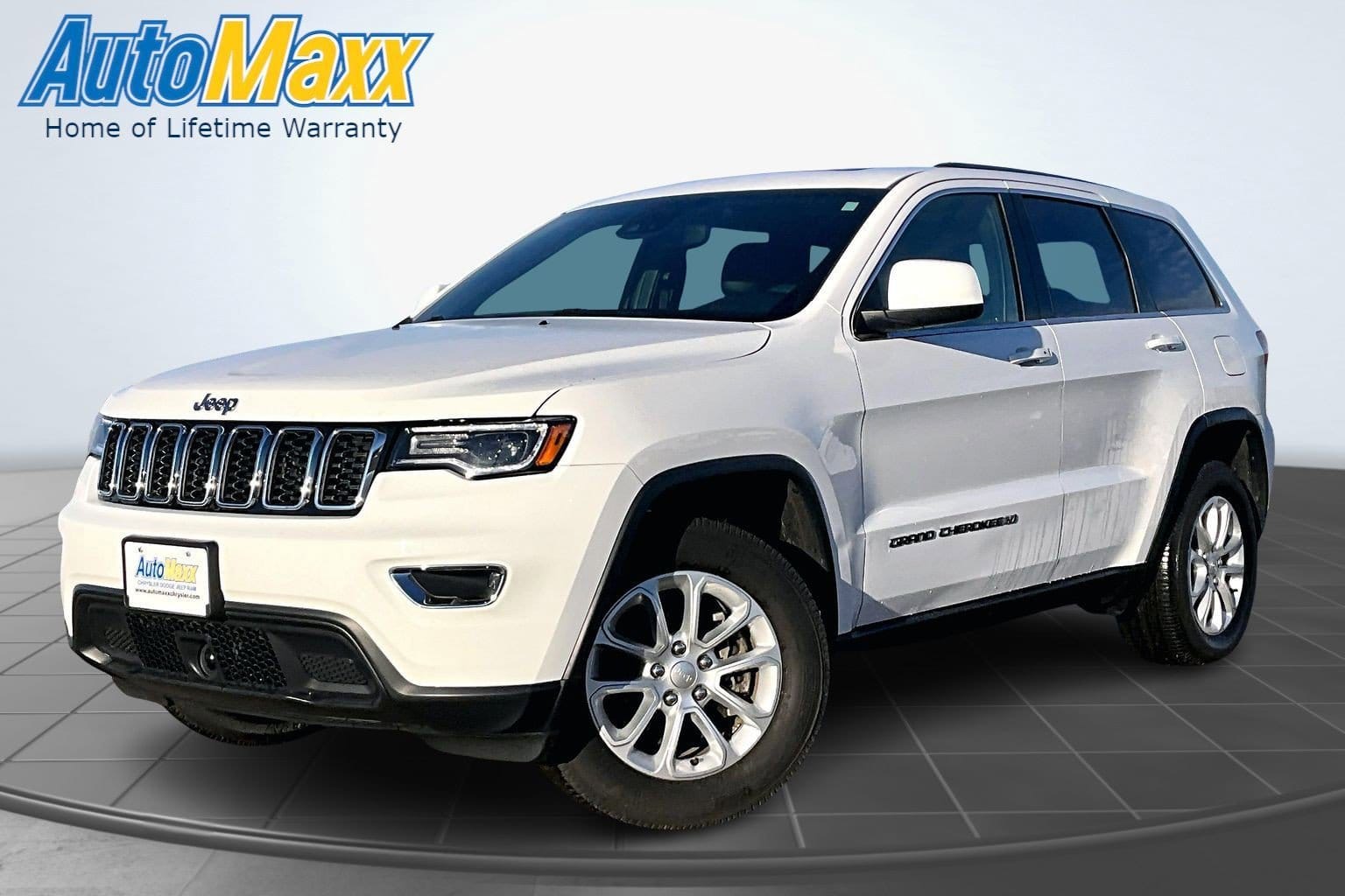 2022 Jeep Grand Cherokee WK Laredo X's photo