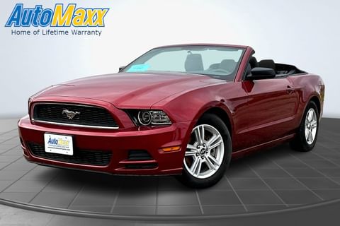 1 image of 2014 Ford Mustang V6