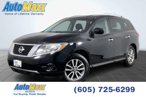 1 image of 2014 Nissan Pathfinder SV