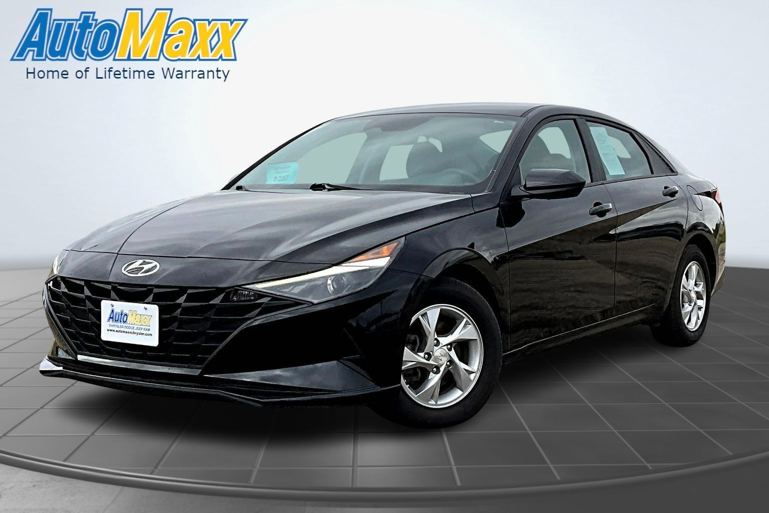 2023 Hyundai Elantra SE