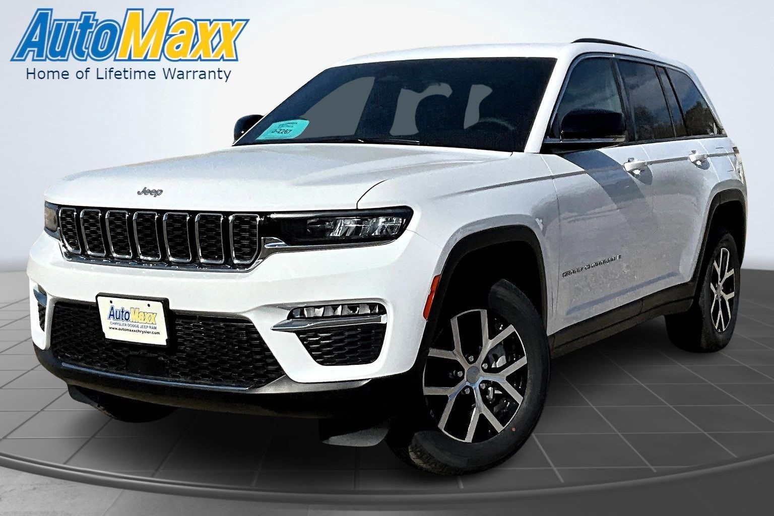 2025 Jeep Grand Cherokee Limited's photo
