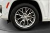 31 thumbnail image of  2023 Jeep Grand Cherokee Summit