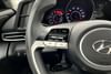 10 thumbnail image of  2023 Hyundai Elantra SE