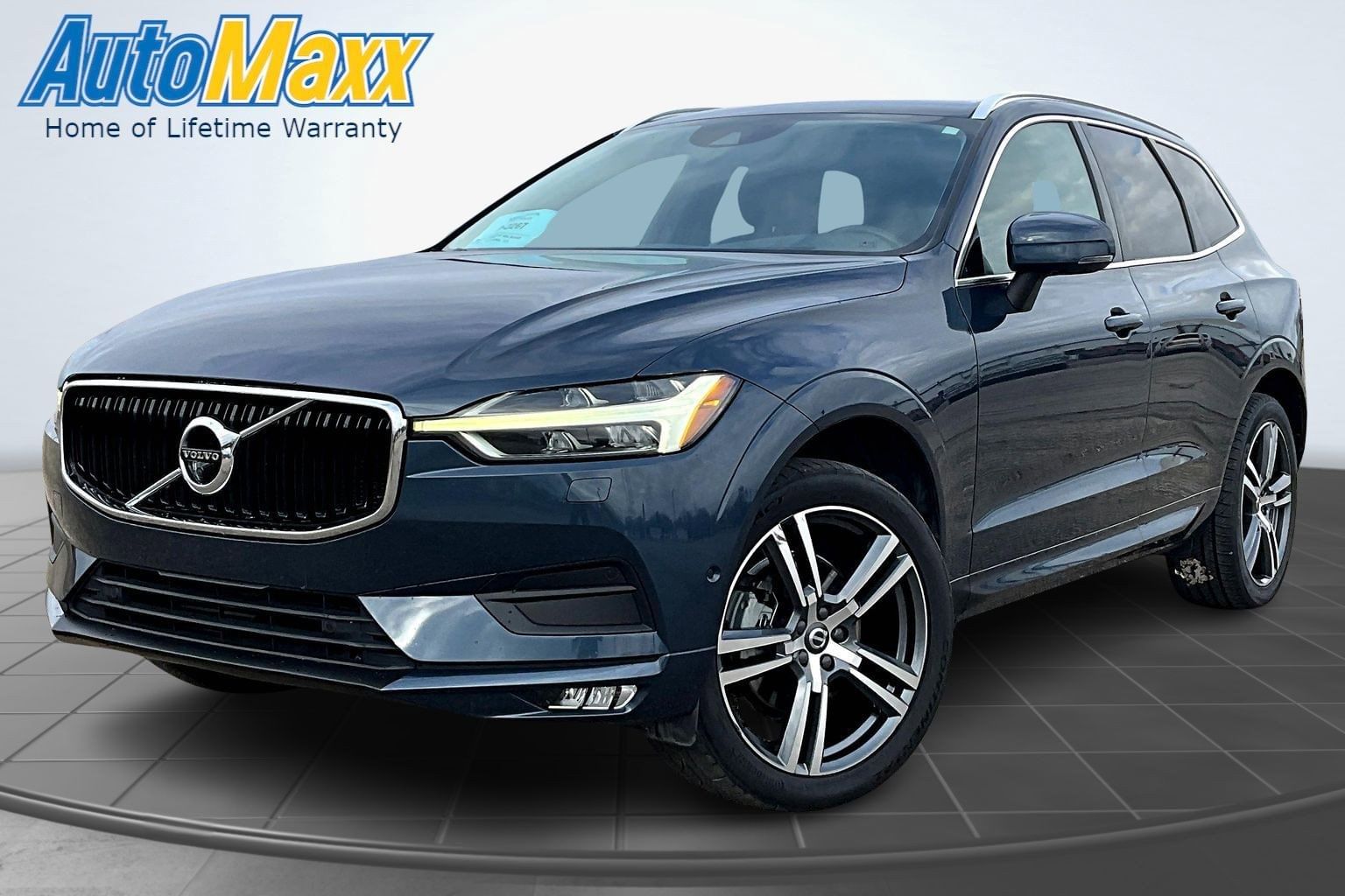 2018 Volvo XC60 Momentum