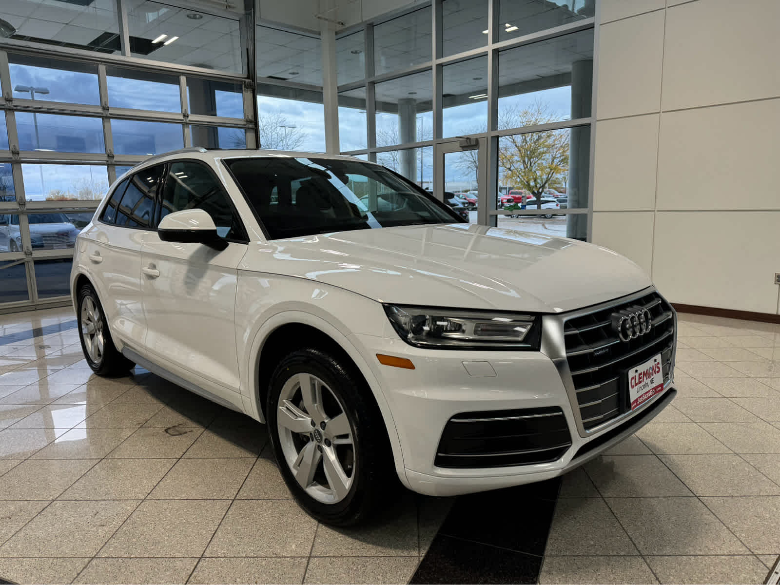 Used 2018 Audi Q5 Premium with VIN WA1ANAFY0J2017194 for sale in Lincoln, NE