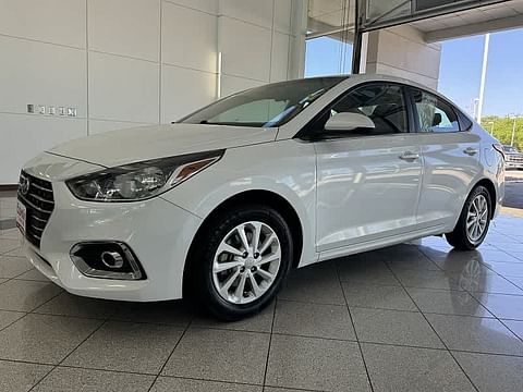 1 image of 2021 Hyundai Accent SEL