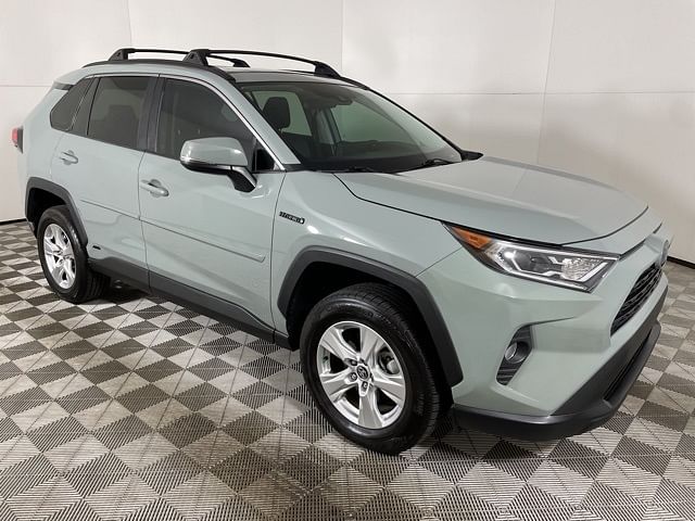 Used 2020 Toyota RAV4 XLE with VIN 2T3RWRFV5LW075080 for sale in Phoenix, AZ