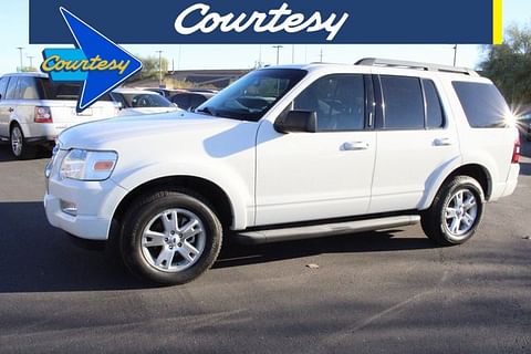 1 image of 2010 Ford Explorer XLT