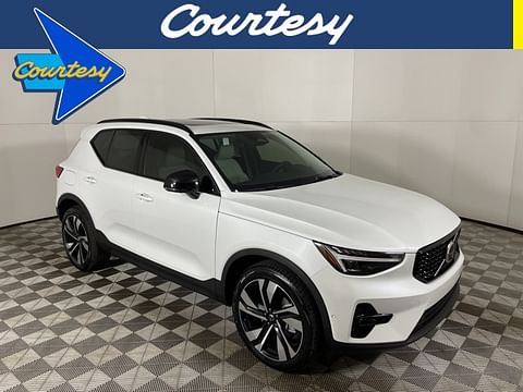 1 image of 2025 Volvo XC40 B5 AWD Ultra