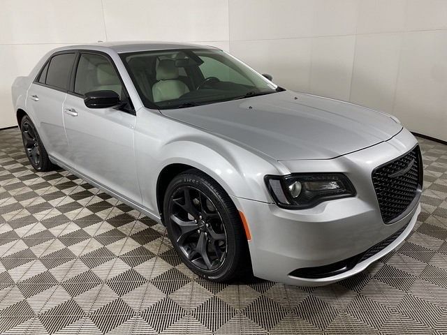 Used 2021 Chrysler 300 Touring with VIN 2C3CCAAG1MH583108 for sale in Phoenix, AZ