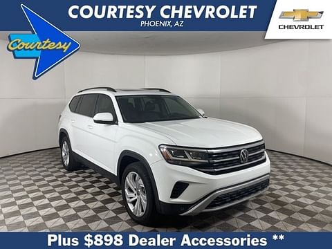 1 image of 2021 Volkswagen Atlas 3.6L V6 SE w/Technology