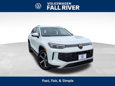 1 image of 2026 Volkswagen Tiguan 2.0T SE