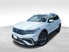 3 thumbnail image of  2022 Volkswagen Tiguan 2.0T SE