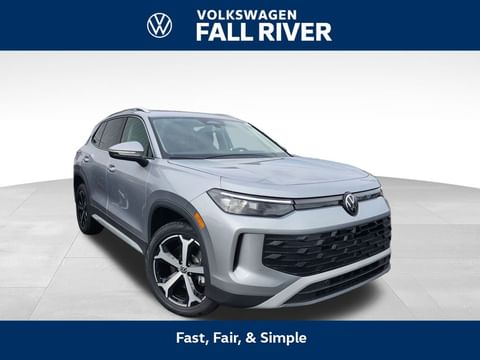 1 image of 2026 Volkswagen Tiguan 2.0T SE