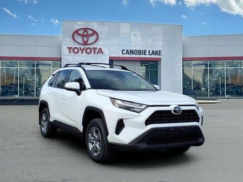 1 image of 2025 Toyota RAV4 Hybrid XLE