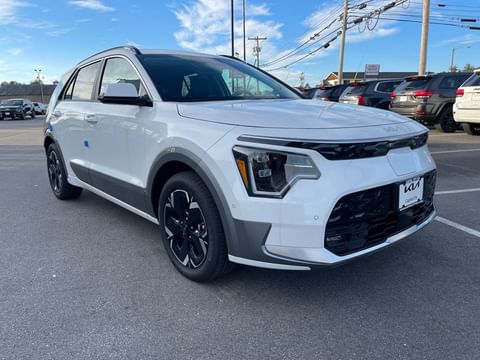 1 image of 2023 Kia Niro EV Wave