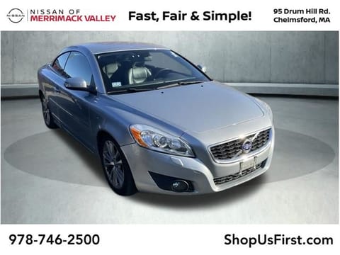 1 image of 2012 Volvo C70 T5