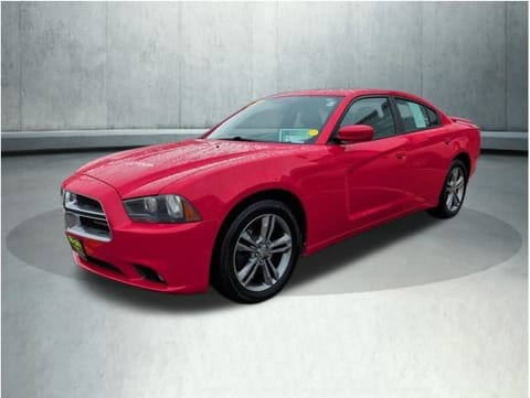 1 image of 2014 Dodge Charger SXT