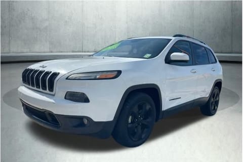 1 image of 2016 Jeep Cherokee Altitude