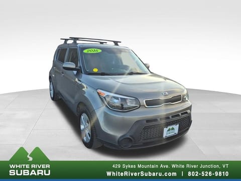1 image of 2016 Kia Soul Base