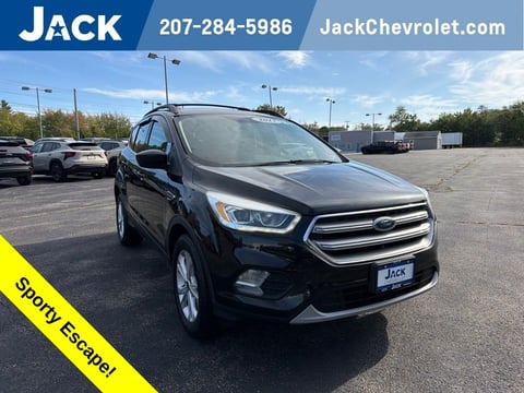 1 image of 2017 Ford Escape SE