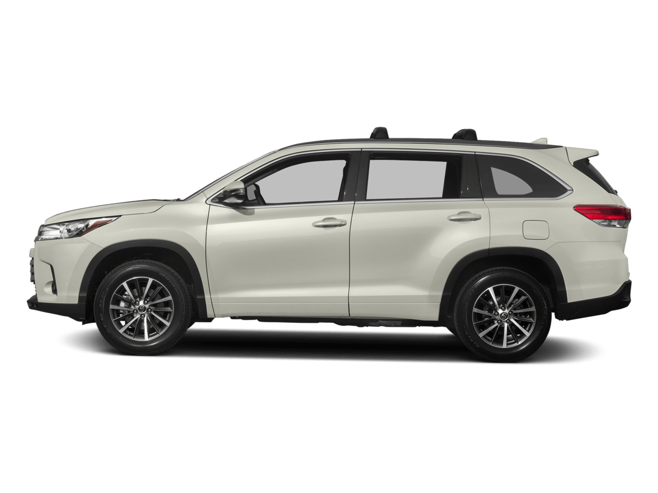 2 thumbnail image of  2017 Toyota Highlander XLE