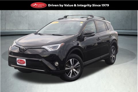 1 image of 2018 Toyota RAV4 XLE