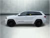 2 thumbnail image of  2019 Jeep Grand Cherokee Altitude